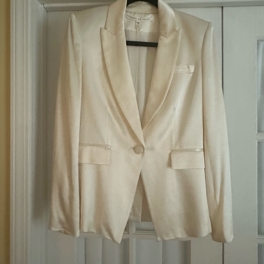 Veronica Beard Ivory Blazer size 6